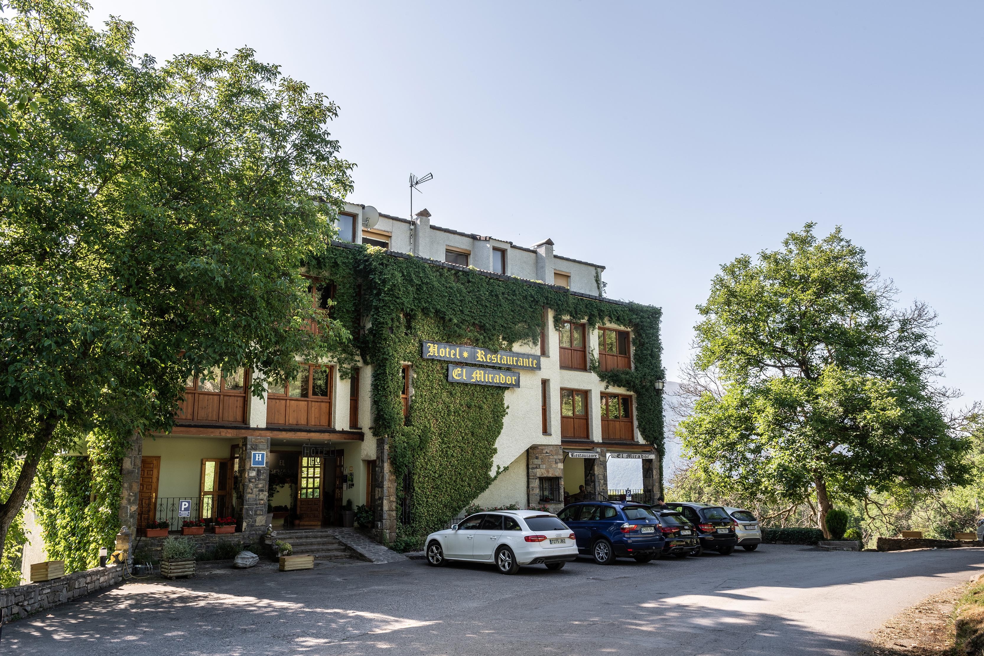 Hotel De Montana El Mirador Broto Exterior photo